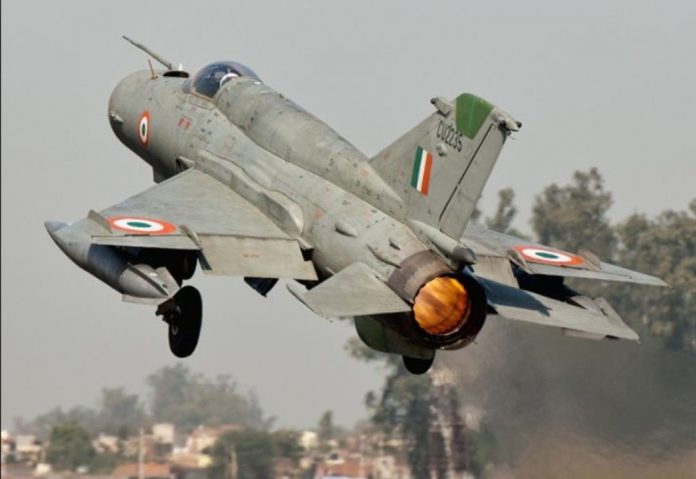 Ditabrak Burung, Jet Tempur MiG-21 India Jatuh di Dekat Pakistan.