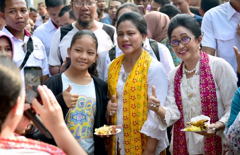 Hadiri Peringatan HRB, Iriana Jokowi Ajak Masyarakat Indonesia Jaga Persatuan