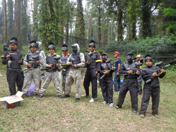 Permainan Paintball.