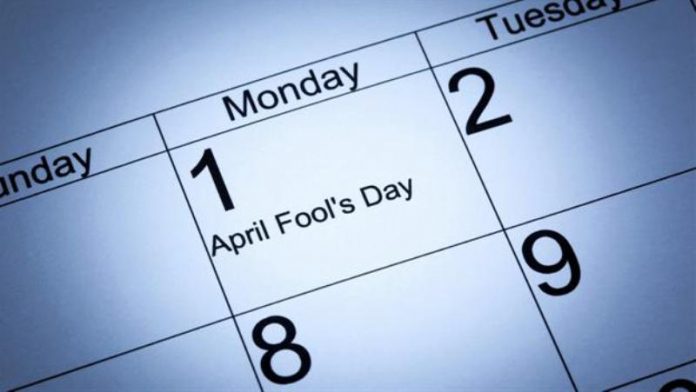 April Mop atau April Fools' Day dirayakan setiap 1 April.