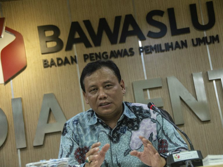 Ketua Bawaslu Abhan.