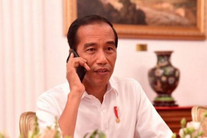 Presiden Jokowi menerima ucapan selamat dari PM Australia.
