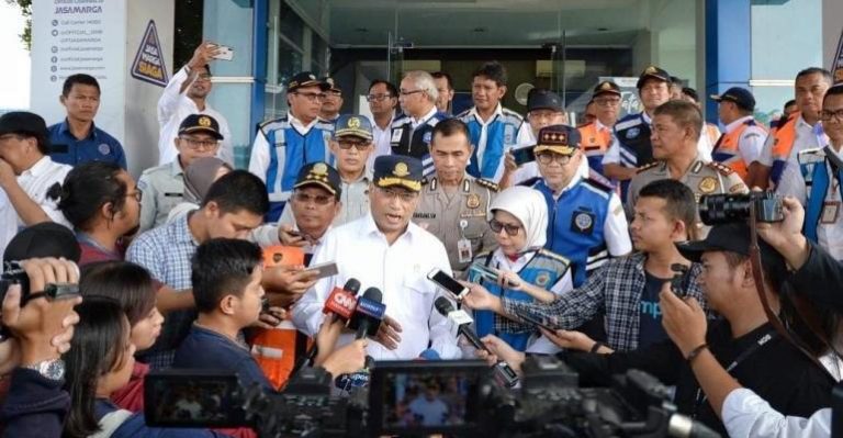 Minggu Depan Tiket Pesawat Bakal Turun, Menhub Apresiasi Semua Pihak