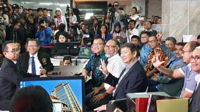 Tim Hukum BPN Prabowo-Sandi Daftarkan Gugatan Sengketa Pilpres.