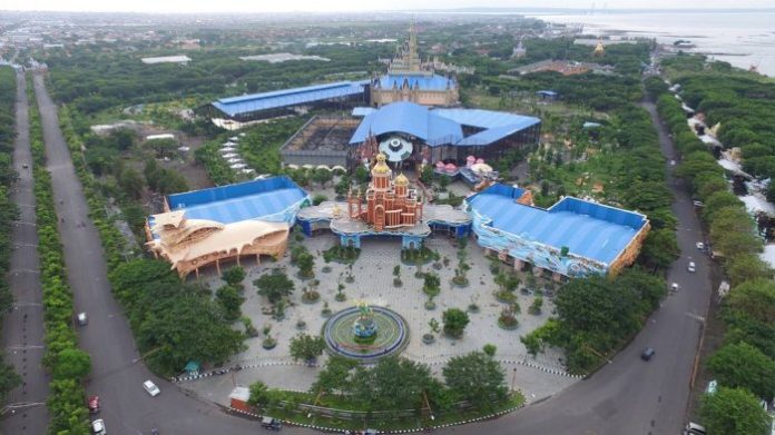 Atlantis Land Kenjeran Park, Surabaya.