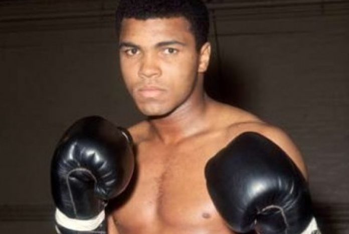 Petinju Legendaris Muhammad Ali.