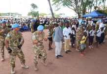 UN Peacekeeper Day, Pasukan RI Joget Poco Poco Bareng Warga Kongo.