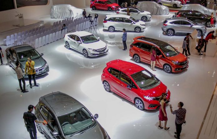 Industri Automotif Indonesia Menuju Pentas Global.