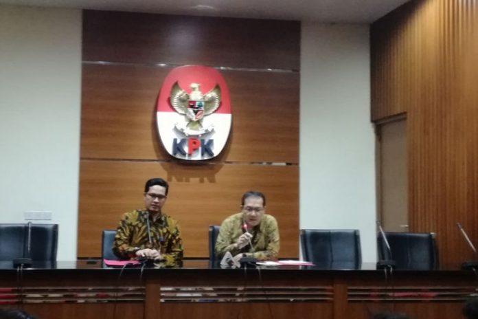 Korupsi Bupati Labuhanbatu : Setelah 1 Tahun Buron, Perantara Suap Umar Ritonga Ditangkap KPK.
