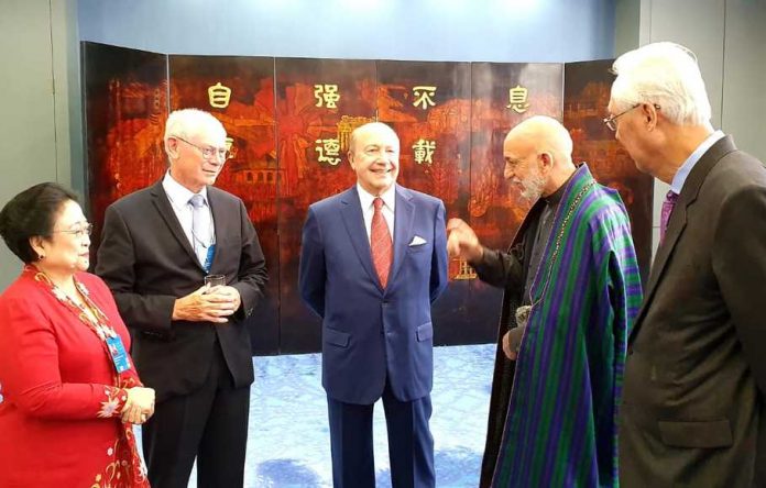 Megawati bersama para tokoh luar negeri.