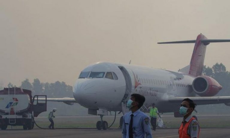 Pesawat Kembali ke Jakarta karena Kabut Asap