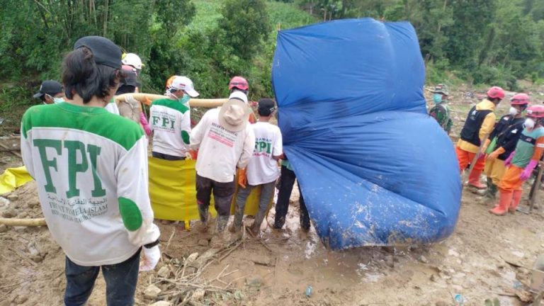 Berkas Pembuatan SKT Milik FPI Dikembalikan Kemendagri