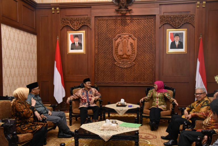 Gubernur Khofifah Dukung ICMI Beri Pelatihan Mediator Bagi Kades