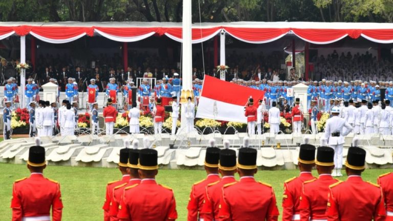 Kemeriahan HUT ke-74 Republik Indonesia di Istana Merdeka