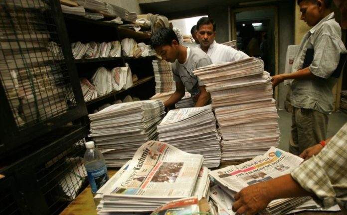 India Bertahan Dalam Industri Media Cetak.