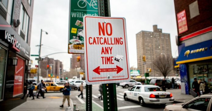 Mengenal Istilah Catcalling, Kebiasaan yang Mesti Segera Punah.