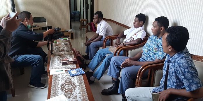 Tolak Kerusuhan, Pelajar Papua Ini Nyaman Sekolah di Pekalongan.