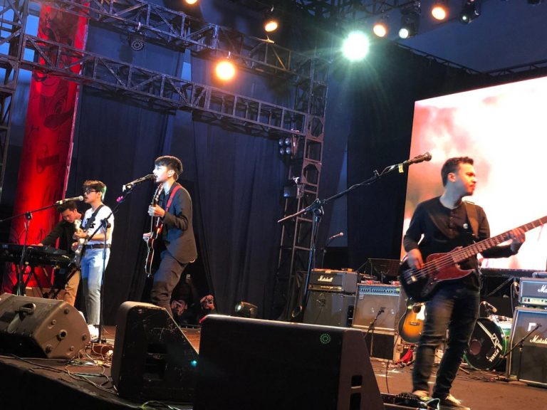 Fiersa Besari Bikin Baper Road to Soundrenaline Surabaya