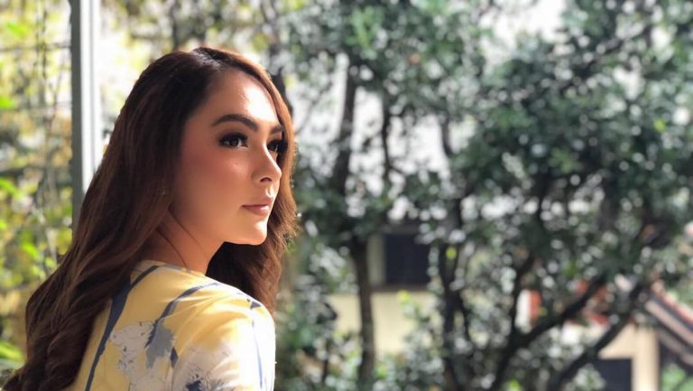 Duh Cantiknya Dokter Reisa Broto Asmoro, Bikin Baper