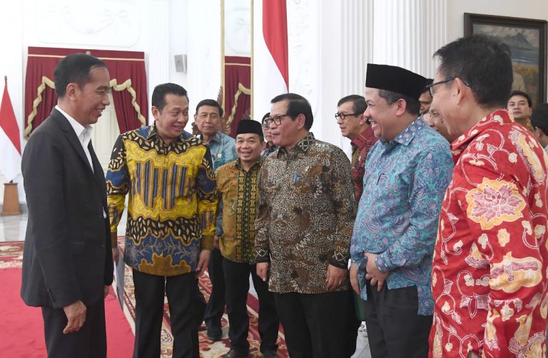 DPR Hanya Tunda Pembahasan 4 RUU