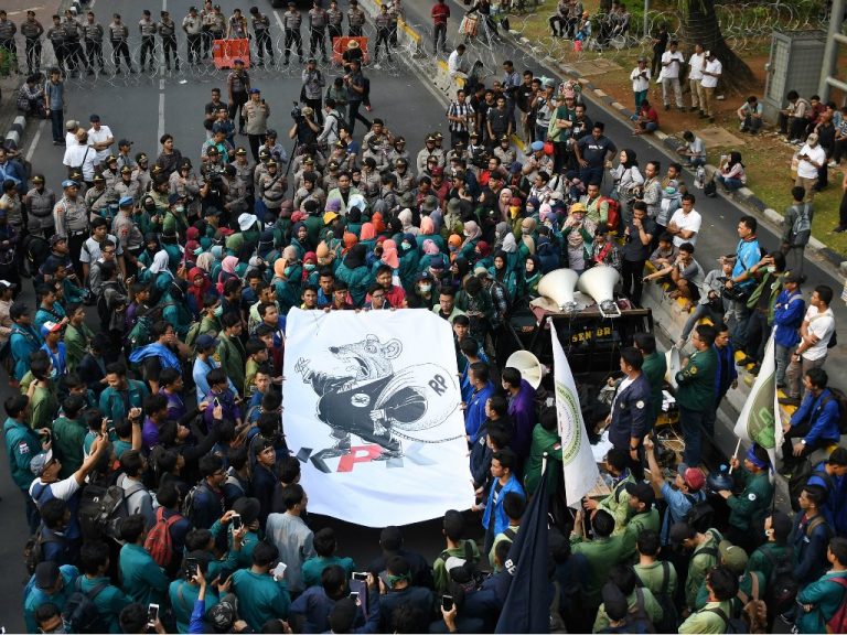 Mahasiswa Tak Akan Berhenti Aksi Tolak UU KPK