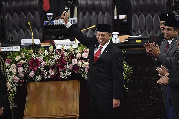 Bambang Soesatyo resmi menjadi ketua Majelis Permusyawaratan Rakyat (MPR) periode 2019–2024.