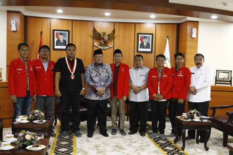 Ketua DPD RI La Nyalla Ajak GMNI dan KAMMI Bangun Daerah