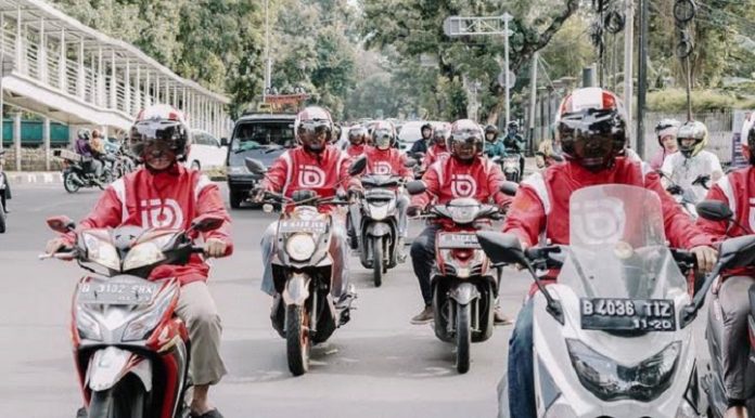 Sekitar 5 ribu pengemudi dari aplikasi ojek online Bonceng bakal berkonvoi keliling Jakarta.