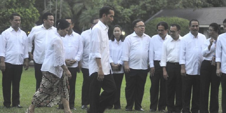 Berikut Kriteria dan Nama Menteri yang Bakal Dipertahankan Jokowi