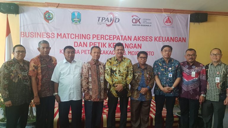 100 Petani Kakao Mojokerto Dapat Pelatihan Business Matching Dari OJK