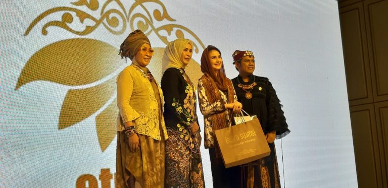 Etnura Pamerkan Produk Etnik Indonesia Sebagai Bentuk Cinta Warisan Budaya.