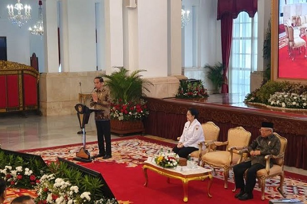 Presiden Jokowi Ingin Membumikan Pancasila Melalui Medsos.