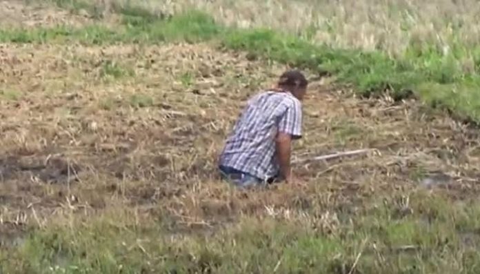 Heboh, Fenomena Tanah Bergerak Seperti Air di Jombang.