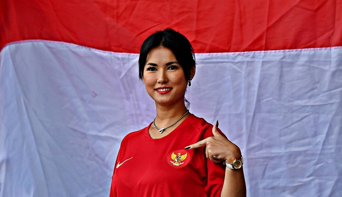 Maria Ozawa (Miyabi).