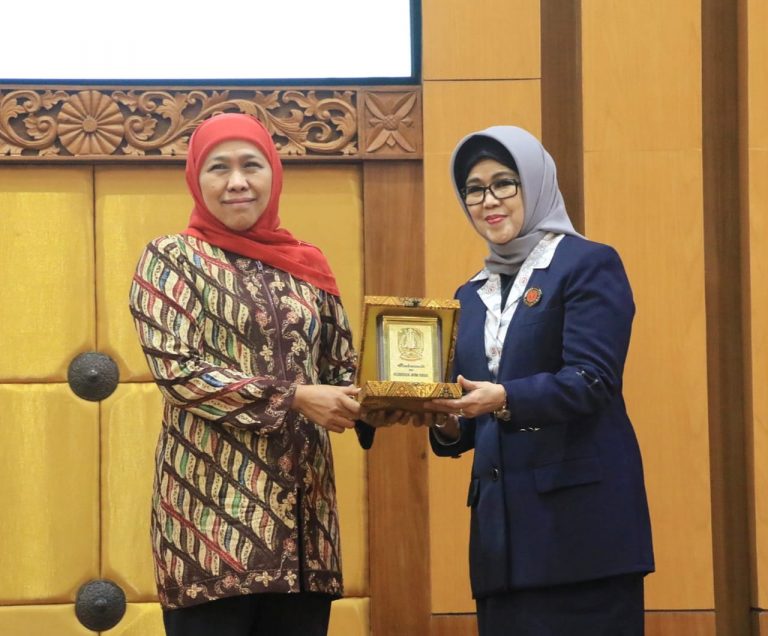 Peringati Hari Kanker Sedunia, Gubernur Khofifah Tawarkan Layanan Paliatif Berbasis Pesantren