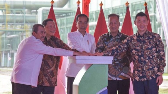 Presiden Jokowi Resmikan Pabrik Garmen di Riau.