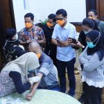 Para Awak Media yang melakukan vaksin influenza dan rapid test di grahadi (4)