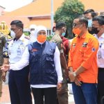 Cegah Covid-19, Gubernur Khofifah Pantau Langsung Penyemprotan Disinfektan Untuk Ojek Online