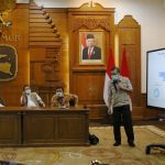 Relaksasi Kredit, Gubernur Khofifah Minta Perusahaan Pembeayaan/  Leasing Bantu Debitur di Tengah Corona