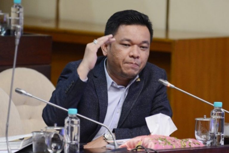 Ace Hasan Sambut Baik Keputusan MUI Beri Sertifikasi Halal Vaksin Sinovac