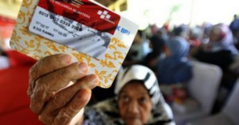 Mau Cairin Bansos Tunai Rp300.000? Jangan Lupa Bawa Dokumen Ini