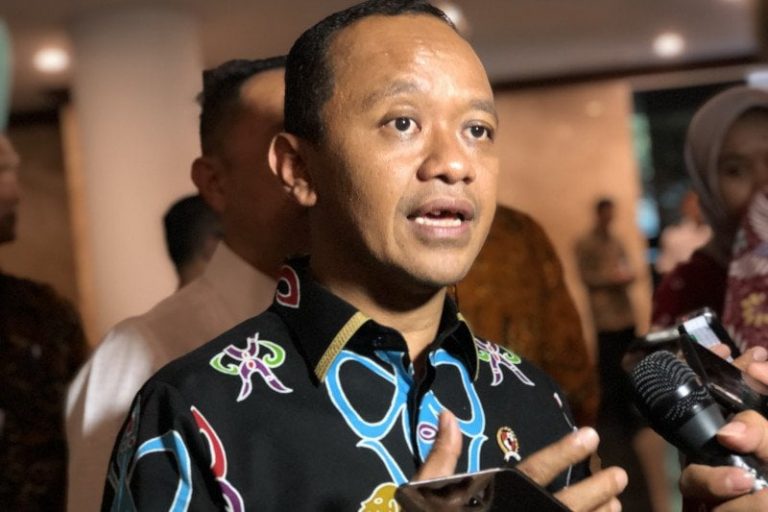 Bahlil Diperintah Jokowi Cari Investasi Rp900 T di 2021