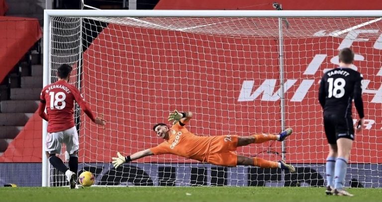 Aston Villa Kalah, MU menang Penalti