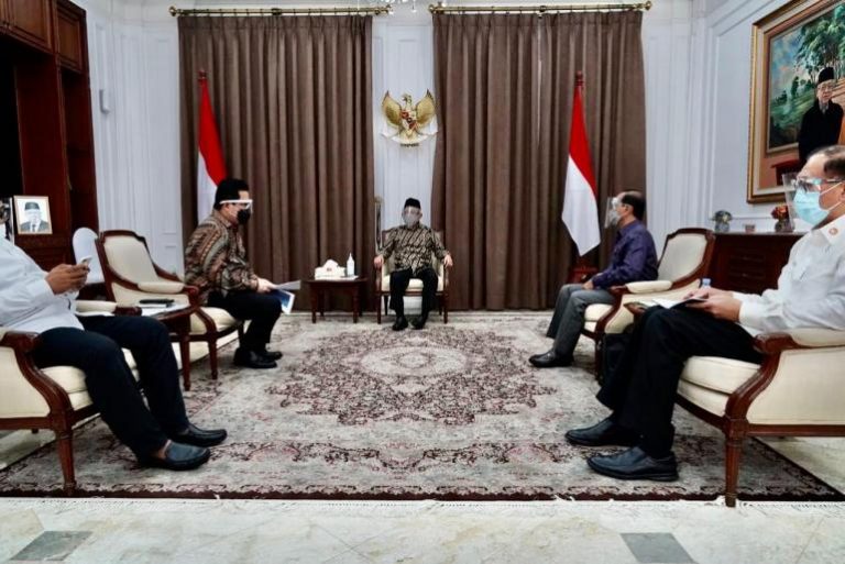 Sowan ke Wapres Ma’ruf Amin, Erick ‘Setor’ Wakaf BUMN Rp 80 M