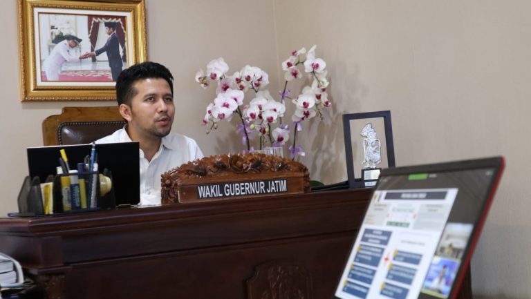 Rakornas dengan Menteri Bappenas, Wagub Jatim Jelaskan Fokus Pembangunan Jawa Timur