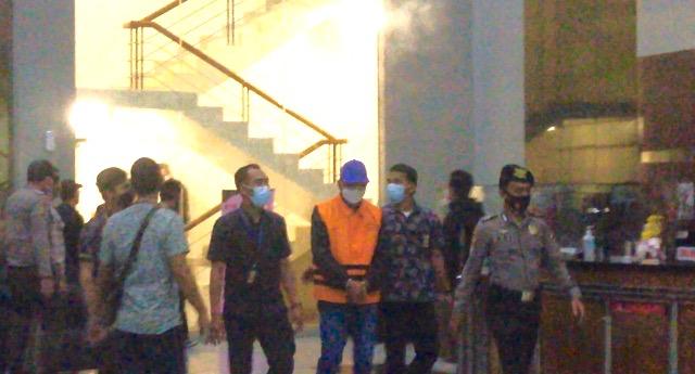 Ditetapkan Sebagai Tersangka, Gubernur Sulsel Nurdin Abdullah Langsung Ditahan KPK