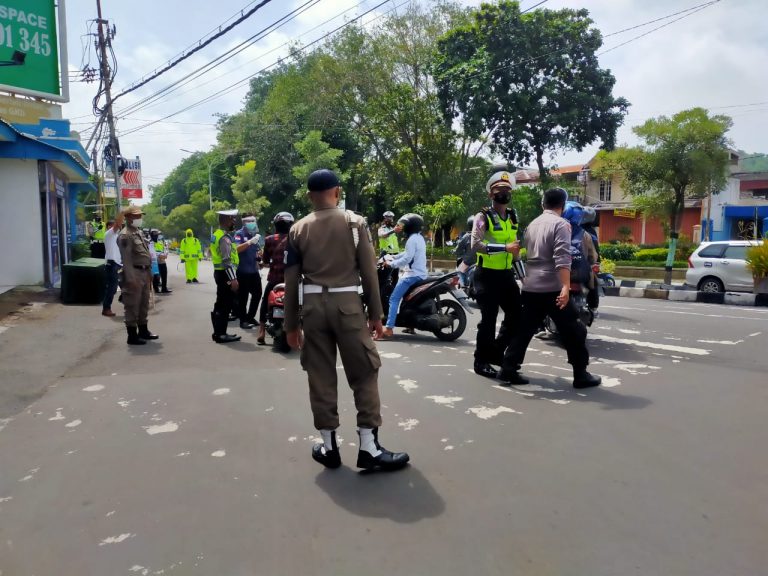 Perketat Pengawasan Prokes Saat PPKM Mikro, Polres Gresik Secara Intensif Gelar Ops Yustisi