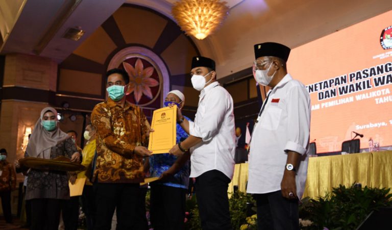 DPRD Gelar Rapat Paripurna Usulan Pengangkatan Eri Cahyadi-Armudji