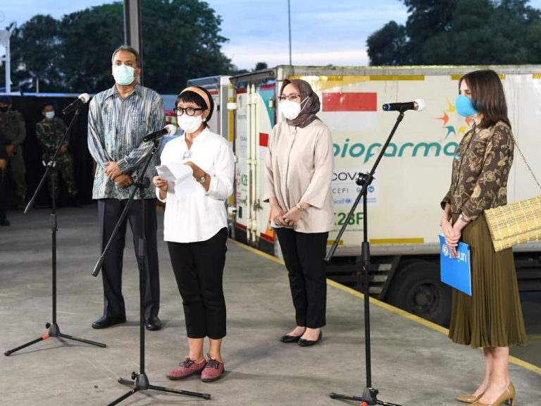 Vaksin Covid-19 dari Skema Multilateral Tiba di Indonesia