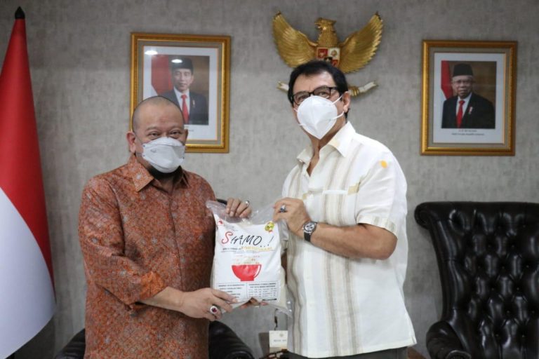Ketua DPD RI Apresiasi Rumah Zakat, Meski Kecil Tapi Banyak Bantu Masyarakat Saat Pandemi